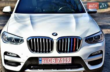 Внедорожник / Кроссовер BMW X3 2019 в 