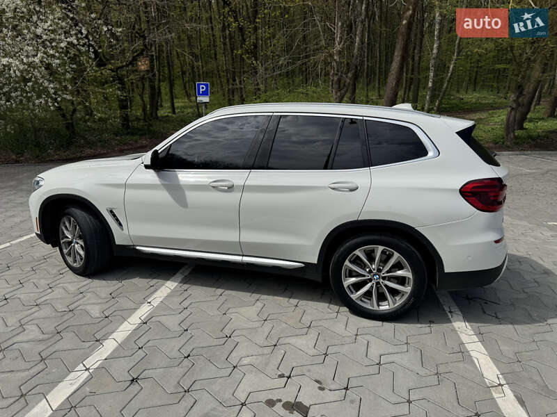 Внедорожник / Кроссовер BMW X3 2019 в Тернополе