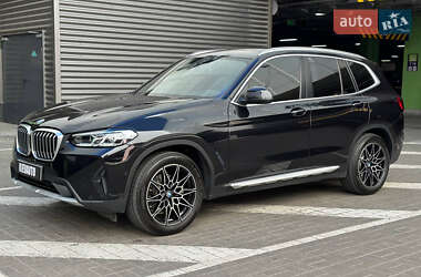 Позашляховик / Кросовер BMW X3 2023 в 
