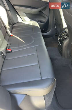 Позашляховик / Кросовер BMW X3 2022 в 