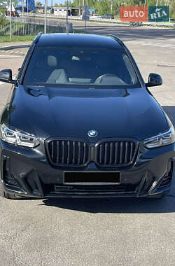 Позашляховик / Кросовер BMW X3 2022 в 