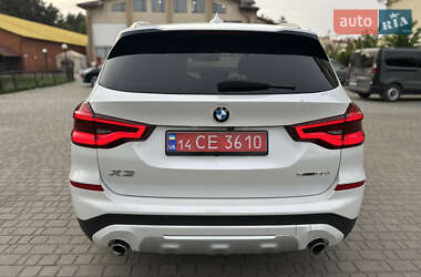 Внедорожник / Кроссовер BMW X3 2019 в 