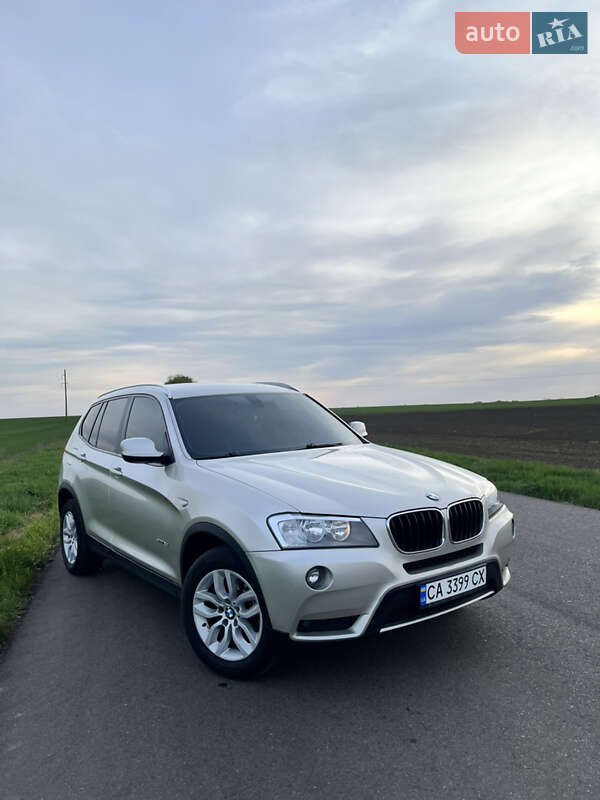 Внедорожник / Кроссовер BMW X3 2013 в Черкассах