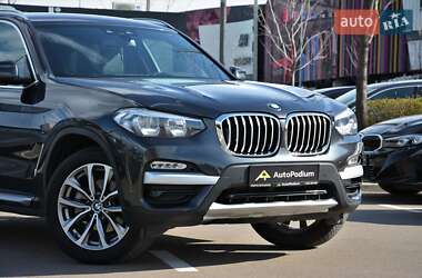 Внедорожник / Кроссовер BMW X3 2019 в 