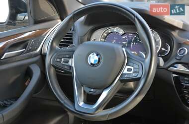 Внедорожник / Кроссовер BMW X3 2019 в 