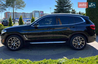Позашляховик / Кросовер BMW X3 2018 в 