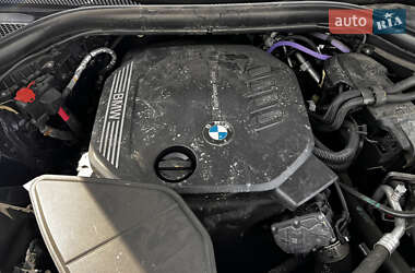 Позашляховик / Кросовер BMW X3 2021 в 