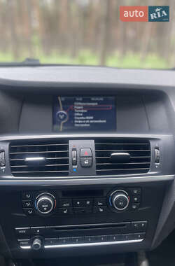 Позашляховик / Кросовер BMW X3 2011 в 