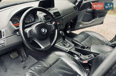 Внедорожник / Кроссовер BMW X3 2004 в 