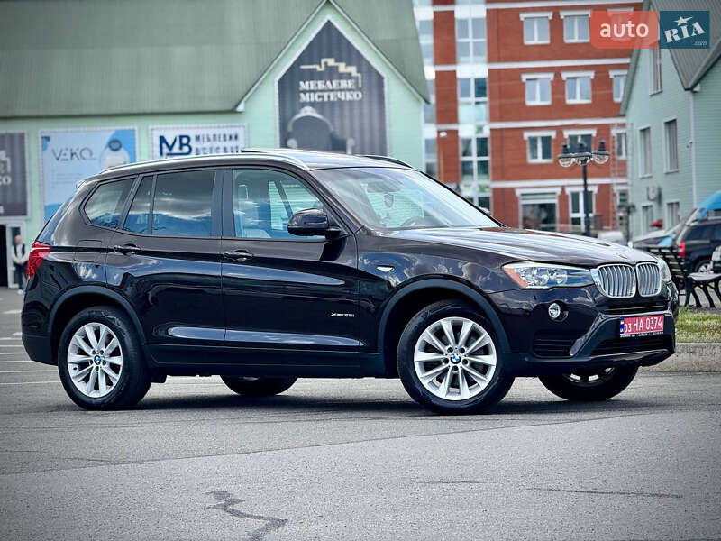 Внедорожник / Кроссовер BMW X3 2016 в 