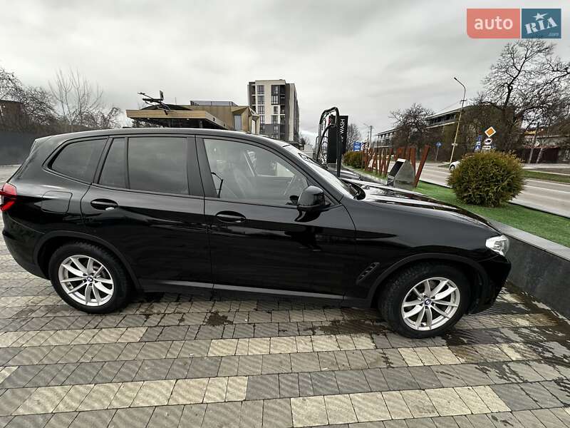 Позашляховик / Кросовер BMW X3 2018 в Ужгороді