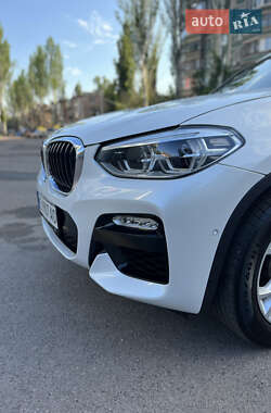 Позашляховик / Кросовер BMW X3 2020 в 