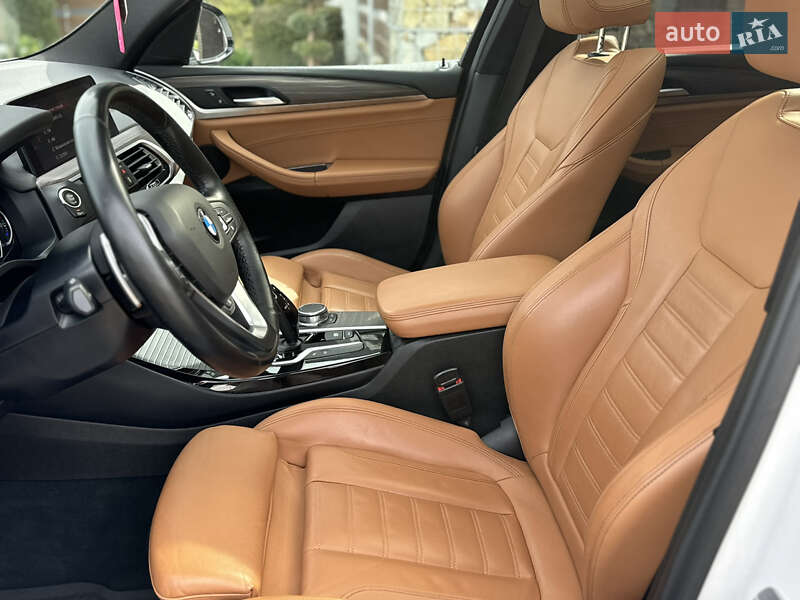 Внедорожник / Кроссовер BMW X3 2018 в Стрые