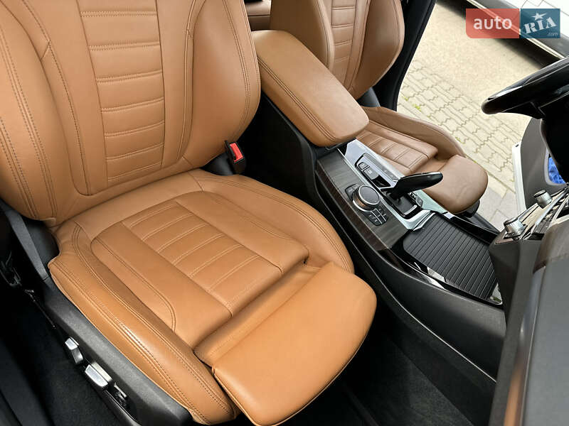 Внедорожник / Кроссовер BMW X3 2018 в Стрые