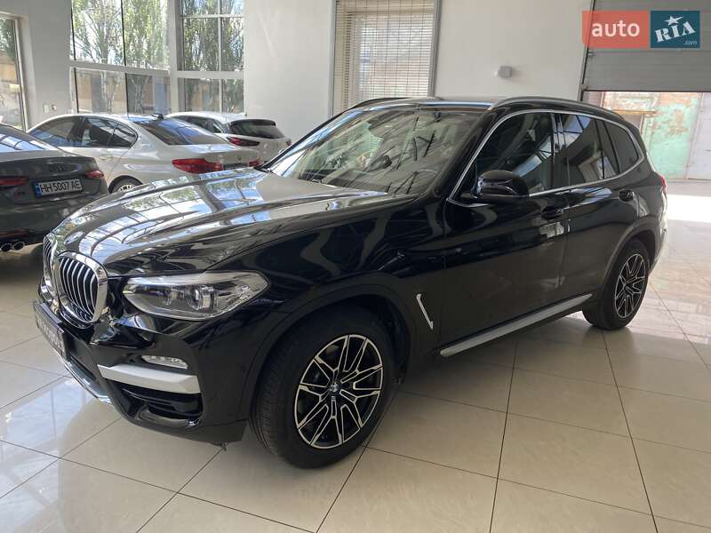 Внедорожник / Кроссовер BMW X3 2021 в Одессе