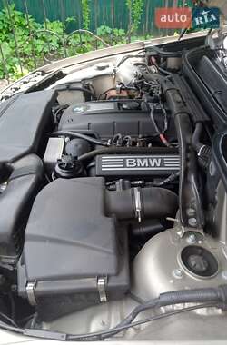 Внедорожник / Кроссовер BMW X3 2006 в 