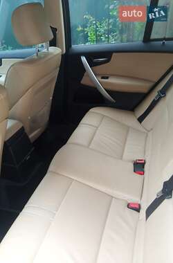Внедорожник / Кроссовер BMW X3 2006 в 