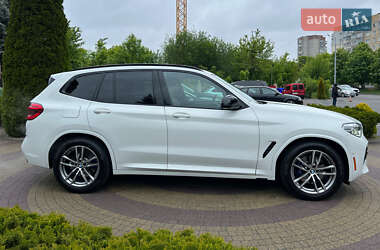 Внедорожник / Кроссовер BMW X3 2018 в 