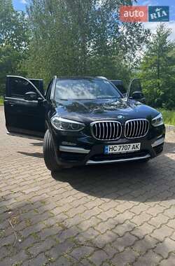Внедорожник / Кроссовер BMW X3 2018 в 