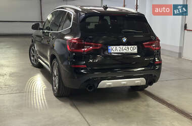 Внедорожник / Кроссовер BMW X3 2019 в 