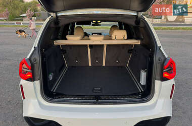 Внедорожник / Кроссовер BMW X3 2021 в 