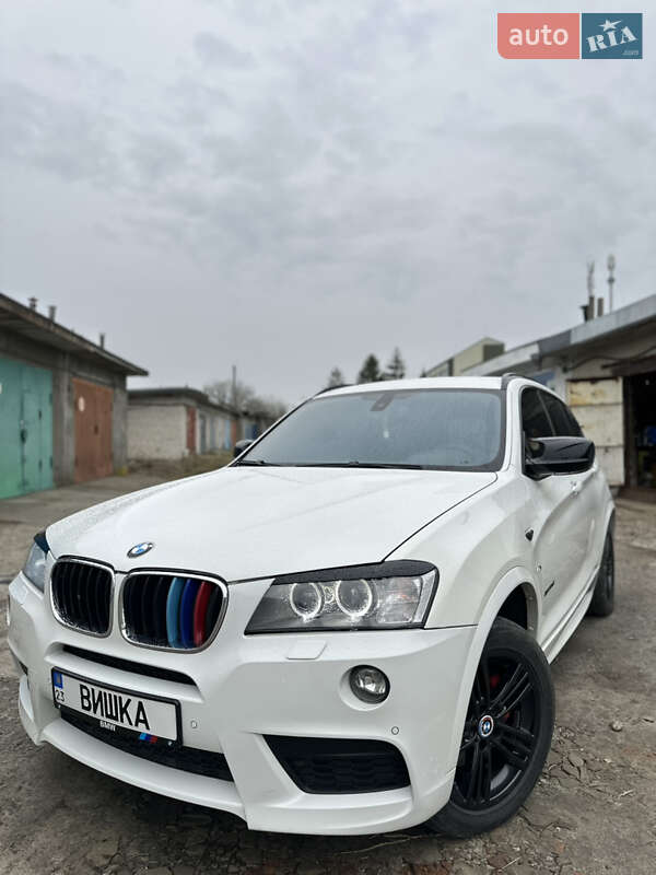 Внедорожник / Кроссовер BMW X3 2011 в Нетешине