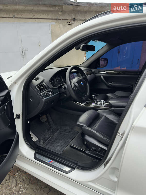 Внедорожник / Кроссовер BMW X3 2011 в Нетешине