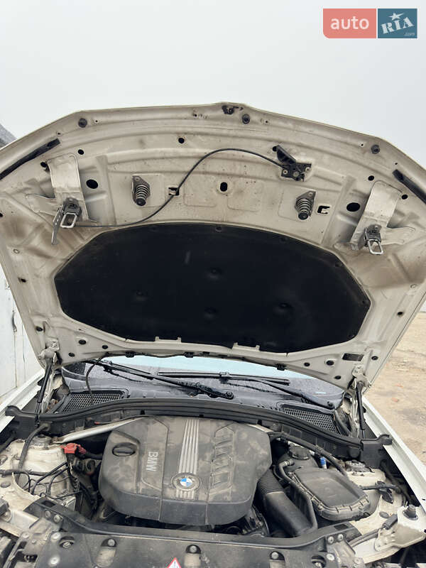 Внедорожник / Кроссовер BMW X3 2011 в Нетешине