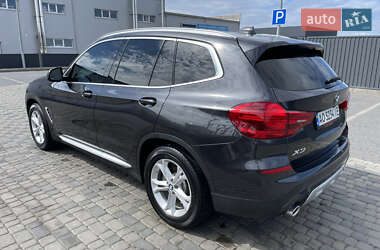 Внедорожник / Кроссовер BMW X3 2018 в Ужгороде