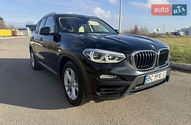 Внедорожник / Кроссовер BMW X3 2018 в 