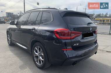 Позашляховик / Кросовер BMW X3 2021 в 