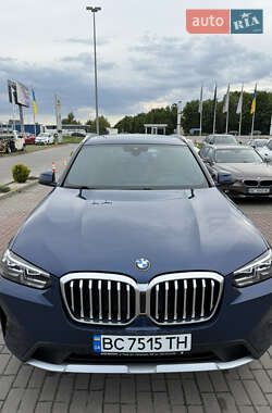 Внедорожник / Кроссовер BMW X3 2021 в 
