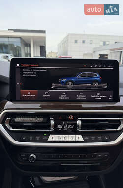 Внедорожник / Кроссовер BMW X3 2021 в 