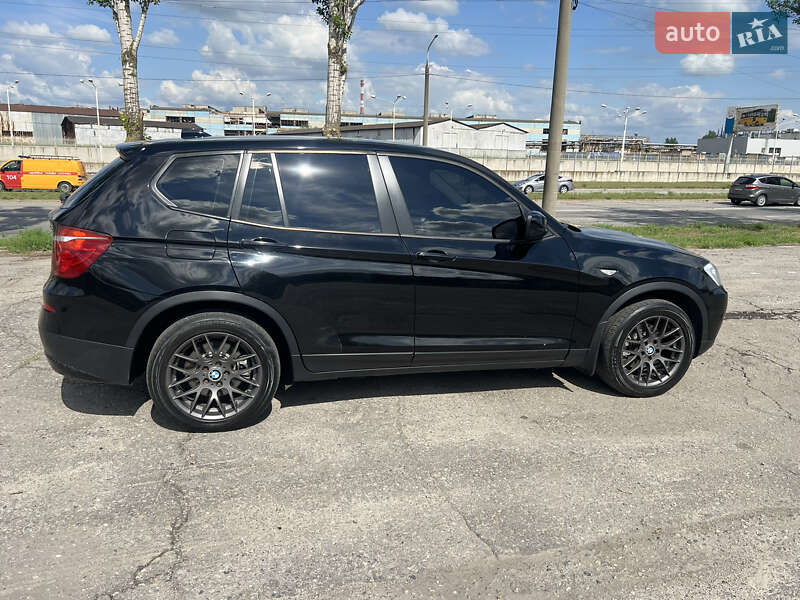 Внедорожник / Кроссовер BMW X3 2013 в Запорожье