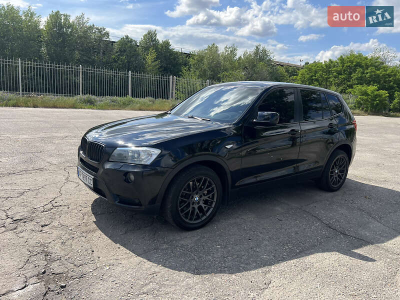 Внедорожник / Кроссовер BMW X3 2013 в Запорожье