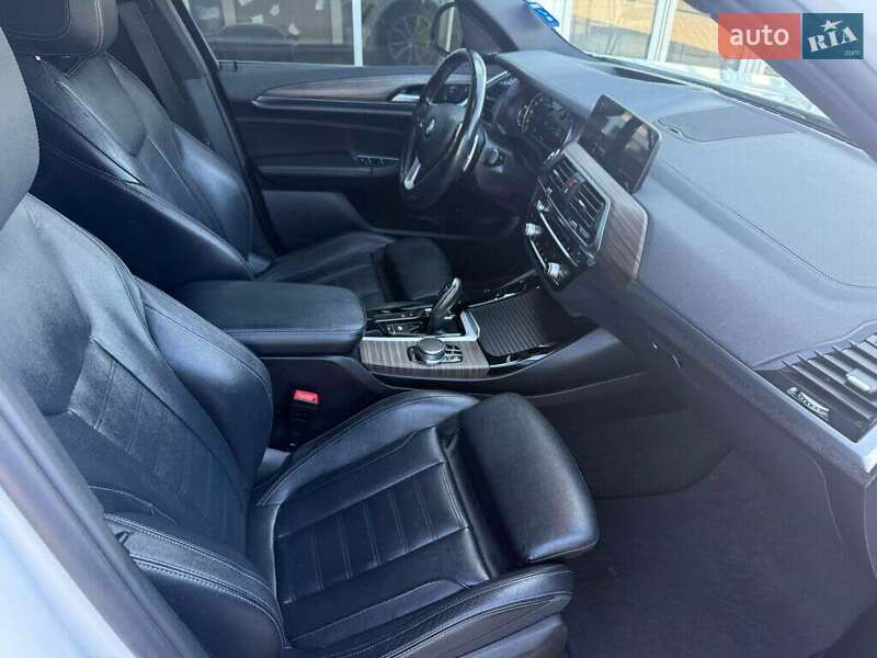 Внедорожник / Кроссовер BMW X3 2018 в Львове