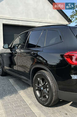 Внедорожник / Кроссовер BMW X3 2019 в 