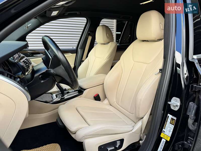 Внедорожник / Кроссовер BMW X3 2018 в Киеве