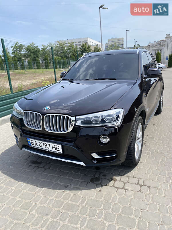 Внедорожник / Кроссовер BMW X3 2014 в 
