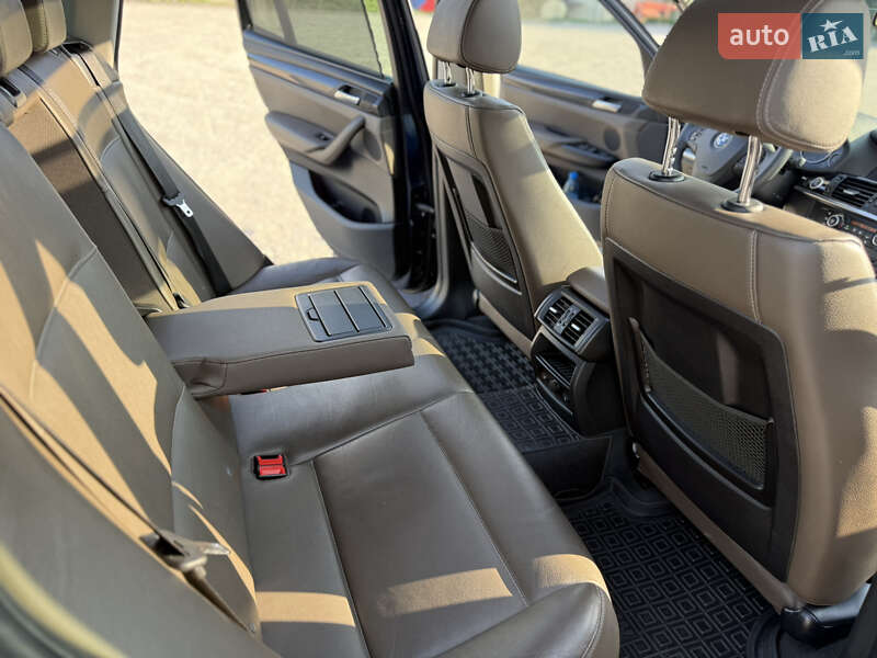 Внедорожник / Кроссовер BMW X3 2014 в Днепре