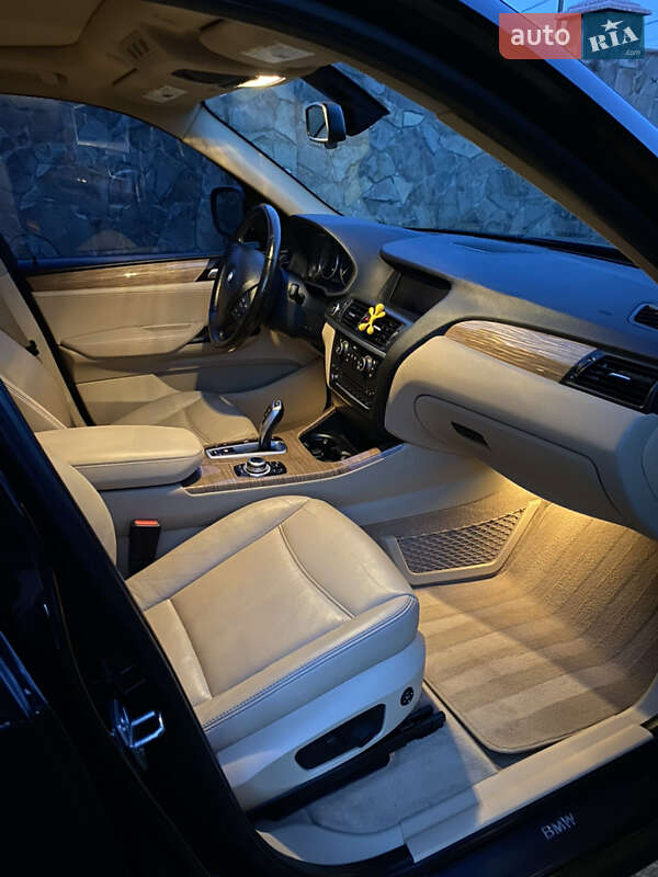 Внедорожник / Кроссовер BMW X3 2012 в Черновцах фото 4 Внедорожник / Кроссовер BMW X3 2012 в Черновцах