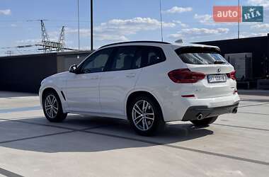 Внедорожник / Кроссовер BMW X3 2018 в 