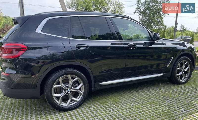 Внедорожник / Кроссовер BMW X3 2020 в Львове