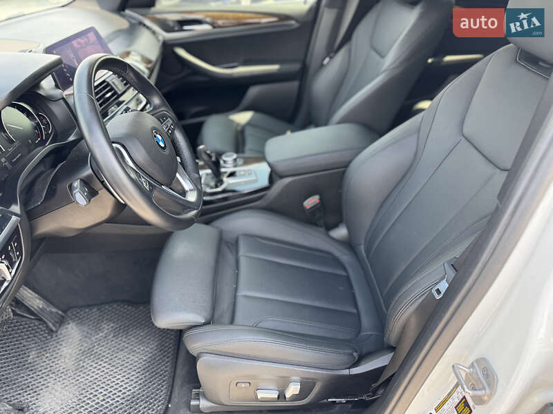 Внедорожник / Кроссовер BMW X3 2020 в Тернополе