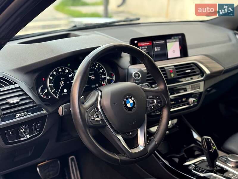 Внедорожник / Кроссовер BMW X3 2019 в Ровно