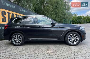 Внедорожник / Кроссовер BMW X3 2017 в 