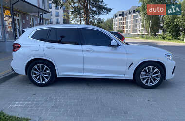 Внедорожник / Кроссовер BMW X3 2017 в 