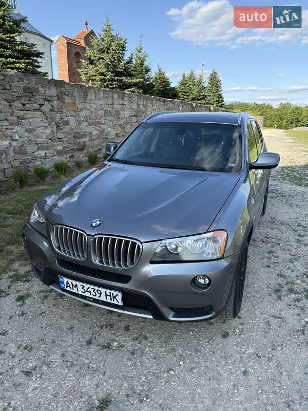 BMW X3 2011