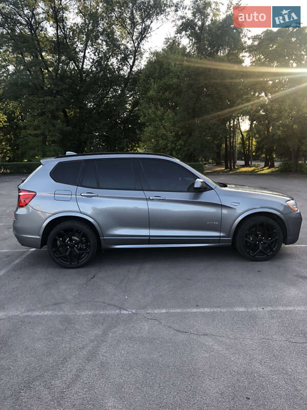 Внедорожник / Кроссовер BMW X3 2016 в Каменском