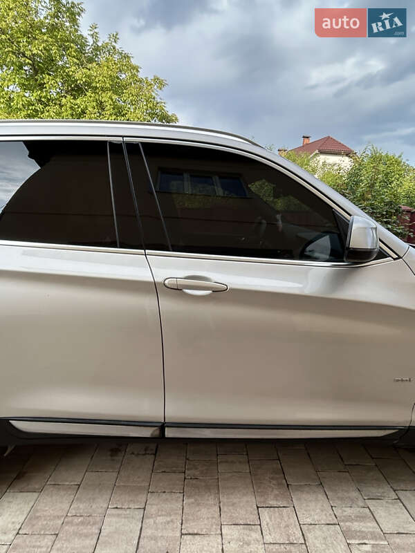Внедорожник / Кроссовер BMW X3 2014 в Калуше